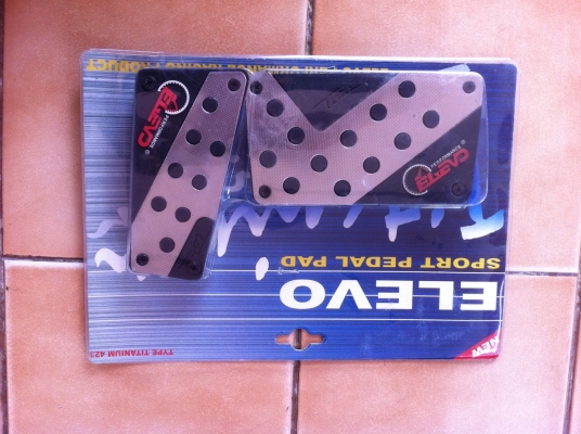 ธารนนทบุรี//ขายที่เหยียบคันเร่ง auto ราคา 350 บาท (พร้อมจัดส่ง)