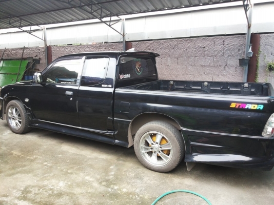 ขายรถกระบะเเต่งสวยทั้งนอก-ใน