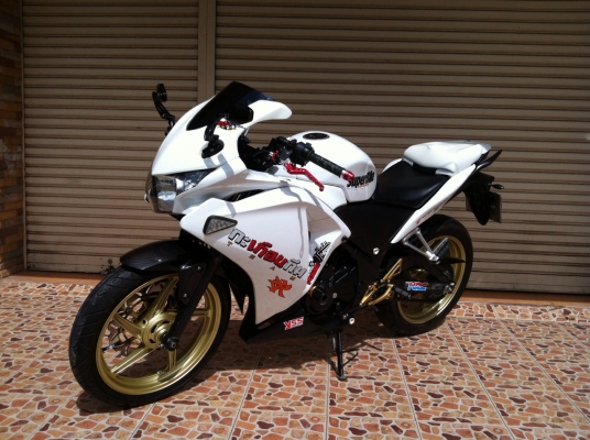 มอไซค์ Honda CBR 250i ABS รถสวยแต่งเต็ม เครื่องดี วิ่งน้อยครับ
