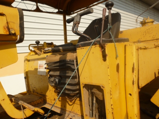 ขายด่วน รถดันดิน D85 ขายราคาตามสภาพ สนใจติดต่อสอบถามรายละเอียดก่อนได้ที่ 087-3310254 ค่ะ ขายด่วน รถดันดิน D85 ขายราคาตามสภาพ สนใจติดต่อสอบถามรายละเอียดก่อนได้ที่ 087-3310254 ค่ะ