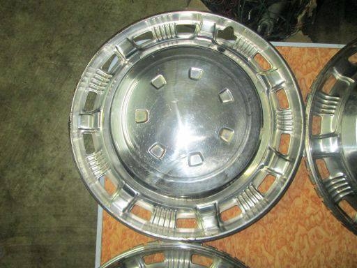 ขายฝาครอบล้อโบราณ ขอบ 14"