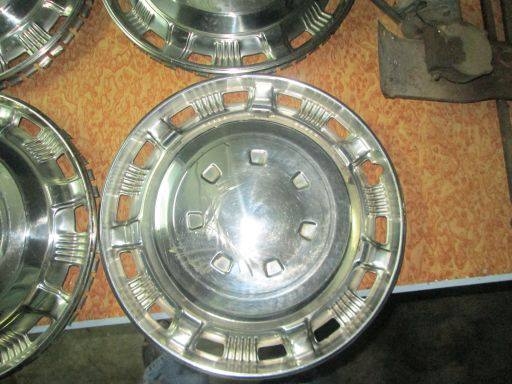 ขายฝาครอบล้อโบราณ ขอบ 14"