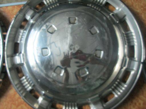 ขายฝาครอบล้อโบราณ ขอบ 14"