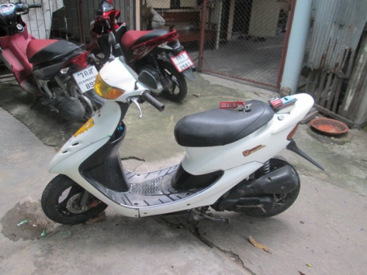 ขายรถป๊อป honda dio ZX  8900ด่วน