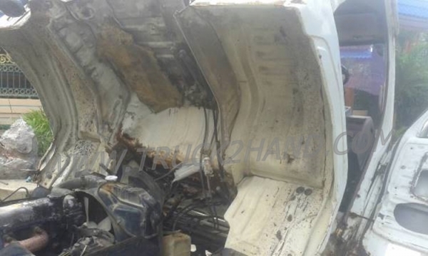 รถบรรทุก 6 ล้อดั๊มพ์ ยี่ห้อ HINO รุ่น KM777 117 แรงม้า รถบรรทุก 6 ล้อดั๊มพ์ ยี่ห้อ HINO รุ่น KM777 117 แรงม้า