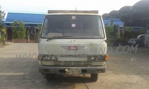 รถบรรทุก 6 ล้อดั๊มพ์ ยี่ห้อ HINO รุ่น KM777 117 แรงม้า รถบรรทุก 6 ล้อดั๊มพ์ ยี่ห้อ HINO รุ่น KM777 117 แรงม้า