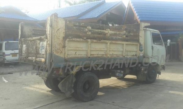 รถบรรทุก 6 ล้อดั๊มพ์ ยี่ห้อ HINO รุ่น KM777 117 แรงม้า รถบรรทุก 6 ล้อดั๊มพ์ ยี่ห้อ HINO รุ่น KM777 117 แรงม้า