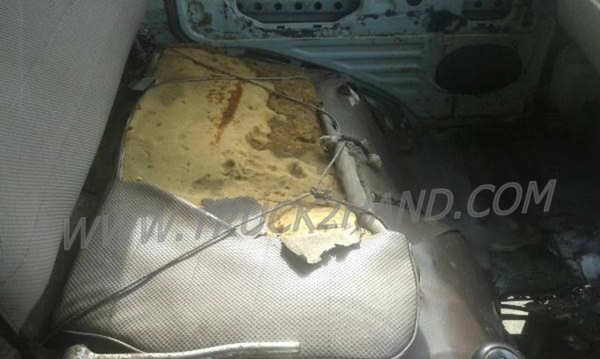 รถบรรทุก 6 ล้อดั๊มพ์ ยี่ห้อ HINO รุ่น KM777 117 แรงม้า รถบรรทุก 6 ล้อดั๊มพ์ ยี่ห้อ HINO รุ่น KM777 117 แรงม้า