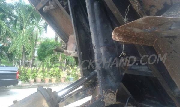 รถบรรทุก 6 ล้อดั๊มพ์ ยี่ห้อ HINO รุ่น KM777 117 แรงม้า รถบรรทุก 6 ล้อดั๊มพ์ ยี่ห้อ HINO รุ่น KM777 117 แรงม้า