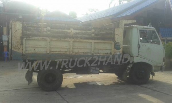 รถบรรทุก 6 ล้อดั๊มพ์ ยี่ห้อ HINO รุ่น KM777 117 แรงม้า รถบรรทุก 6 ล้อดั๊มพ์ ยี่ห้อ HINO รุ่น KM777 117 แรงม้า