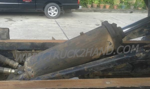 รถบรรทุก 6 ล้อดั๊มพ์ ยี่ห้อ HINO รุ่น KM777 117 แรงม้า รถบรรทุก 6 ล้อดั๊มพ์ ยี่ห้อ HINO รุ่น KM777 117 แรงม้า