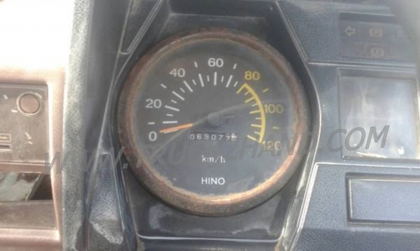 รถบรรทุก 6 ล้อดั๊มพ์ ยี่ห้อ HINO รุ่น KM777 117 แรงม้า รถบรรทุก 6 ล้อดั๊มพ์ ยี่ห้อ HINO รุ่น KM777 117 แรงม้า