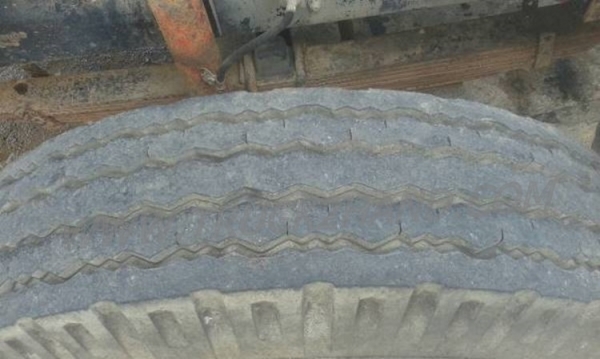 รถบรรทุก 6 ล้อดั๊มพ์ ยี่ห้อ HINO รุ่น KM777 117 แรงม้า รถบรรทุก 6 ล้อดั๊มพ์ ยี่ห้อ HINO รุ่น KM777 117 แรงม้า