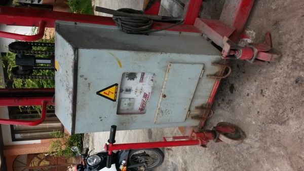 ขายฟอร์ดลิฟต์ไฟฟ้าเดินตามยกได้1ตัน ขายฟอร์ดลิฟต์ไฟฟ้าเดินตามยกได้1ตัน