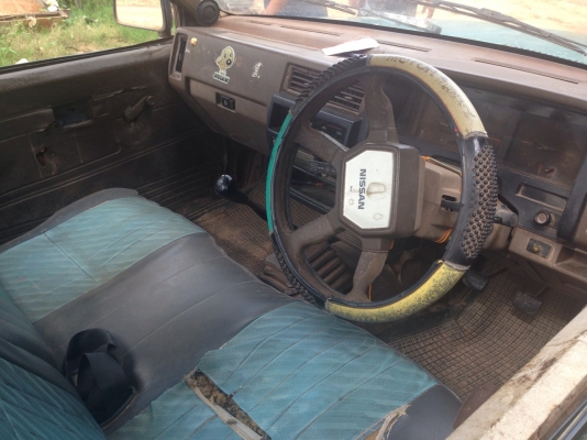 ***ขายแล้วครับขอบคุณ Truck2hand ขายตอนเดียว เข้าไร่เข้าสวน ตามสภาพ Big m td25 ฝาขาว เครื่องเดิมๆแห้งดี ติดง่าย แรงดี  เกียร์ดี ไม่หลุด ช่วงล่างใช้ได้ คัสซีมีตำหนิ ปะมา (ตามรูป) กระบะพื้นผุนิดหน่อย หัวบางภายในสวย คอนโซลสวย ยางพอใช้ สีพอใช้ ทะเบียนขาด ไม่ถึ