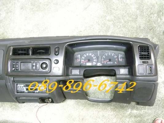ขายชุดคอนโซนหน้า Mitsubishi Strada แท้ๆJapan ขายชุดคอนโซนหน้า Mitsubishi Strada แท้ๆJapan