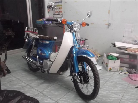 ขาย C70 เครื่องไทเกอร์ 125 สต๊าทมือสต๊าทเท้าสภาพสวยๆมีเล่มทะเบียนภาษีขาดไม่ถึงปี อยู่ชลบุรี