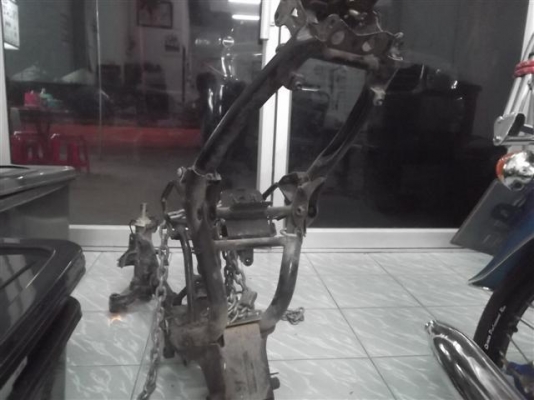 ขาย C70 เครื่องไทเกอร์ 125 สต๊าทมือสต๊าทเท้าสภาพสวยๆมีเล่มทะเบียนภาษีขาดไม่ถึงปี อยู่ชลบุรี