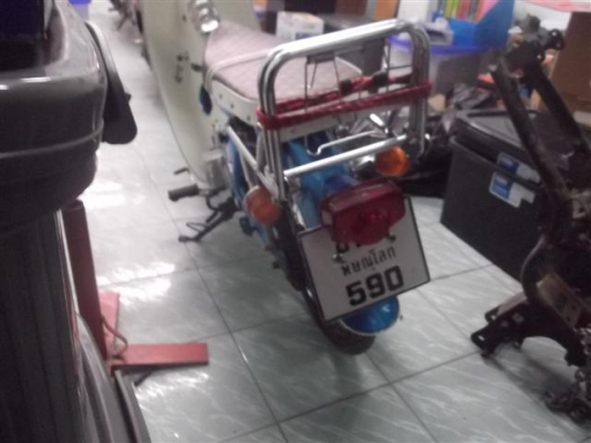 ขาย C70 เครื่องไทเกอร์ 125 สต๊าทมือสต๊าทเท้าสภาพสวยๆมีเล่มทะเบียนภาษีขาดไม่ถึงปี อยู่ชลบุรี