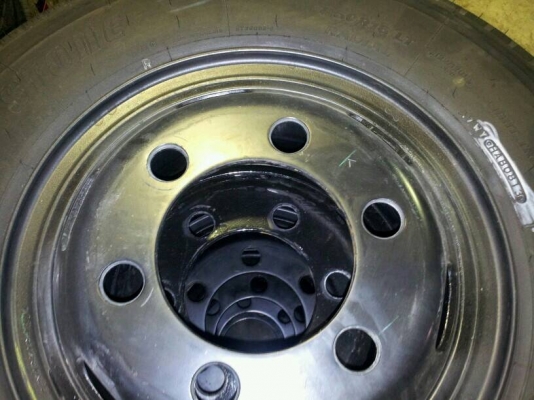 !! นาทีทองเพียง 3 วันเท่านั้น!! ขายยางเรเดียล(BS)ใหม่ 6 ชุด 750R16(R210)นอก ใน รอง กะทะ 6 น๊อต