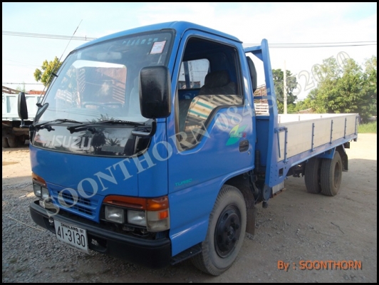 ขายด่วน รถบรรทุก 6 ล้อ ISUZU NKR 120 แรง รถห้างแท้ ปึ 40 รถสวยพร้อมใช้งาน ราคาสุดคุ้ม
