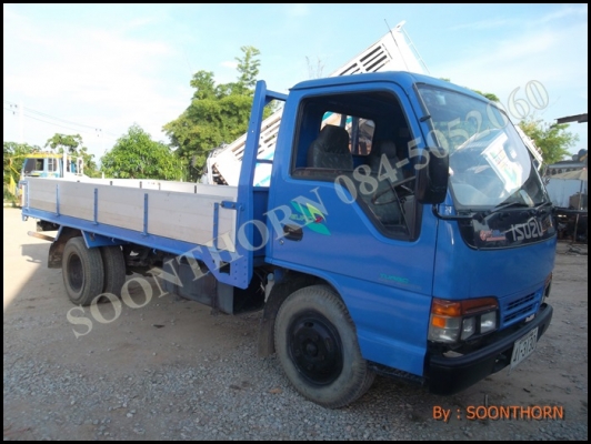 ขายด่วน รถบรรทุก 6 ล้อ ISUZU NKR 120 แรง รถห้างแท้ ปึ 40 รถสวยพร้อมใช้งาน ราคาสุดคุ้ม