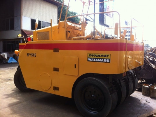 ขายด่วนรถบดล้อยาง7ล้อWATANABE WP15WE พร้อมใช้ เอกสารแจ้งจำหน่าย เก่าญี่ปุ่น