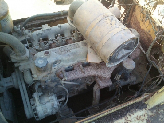 ขายด่วนรถบดล้อยาง9ล้อSAKAI TS200 รถใช้งานแล้วจอด เอกสารเล่มทะเบียน