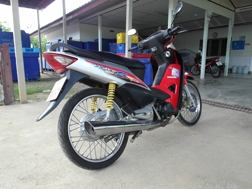 เวฟ 100 ยูบอค ปี49 นางฟ้า