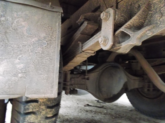 ขายด่วนรถ6ล้อNQRเครือง150แรงม้ายาว5.50เมตรปี47รถตู้