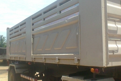 ลูกพ่วงดั้มสามมิตร 2คานยาว6เมตร สีเดิม ปี49 สภาพสวย