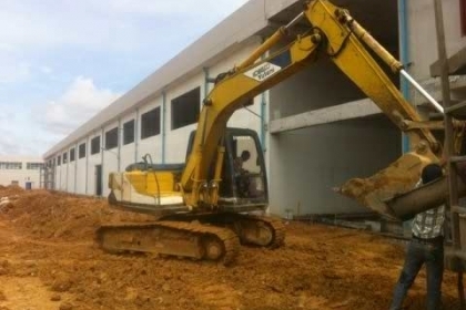 KOBELCO SK100 MACKIII ไฟฟ้าครบ มีแอร์ ตัวเดินใหม่2ข้าง
