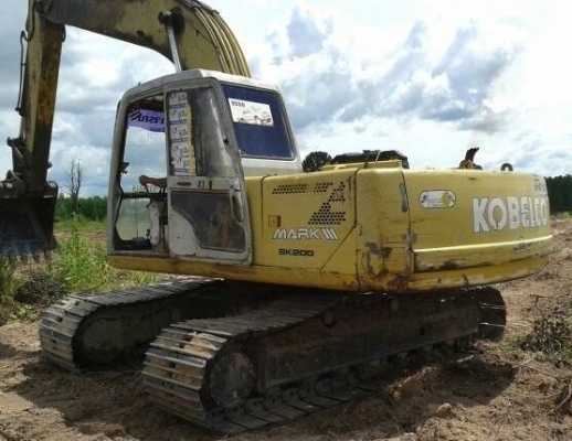 KOBELCO MARK III SK-200 Serial 17,349 เก๋งเทาแท้ รถบอดี้สวยช่วงล่างเอวใหม่โซ่เต็มดีพร้อมใช้งานได้เลย เครื่องเดิมปั๊มเดิมแห้งดีแรงดีไม่มีเยิ้ม ทำงานเร็วไม่มีโหลด ภายในเก๋งสะอาดคอนโทรลง่าย ภายนอกสวยทรงดี ช่วงล่างแน่นสภาพดี 80\% พร้อมทำงานได้เลย เอกสารสัญญาซื