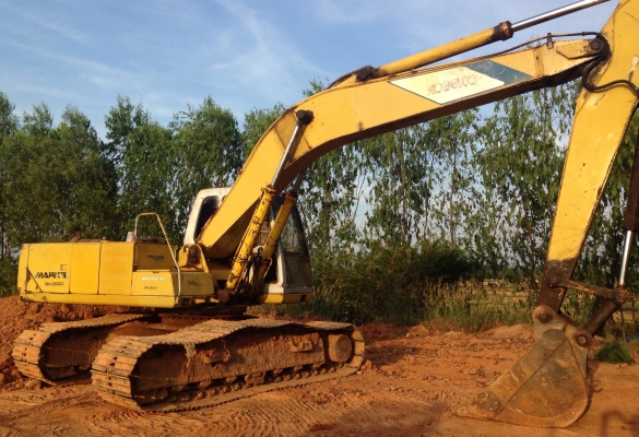 KOBELCO MARK III SK-200 Serial 17,349 เก๋งเทาแท้ รถบอดี้สวยช่วงล่างเอวใหม่โซ่เต็มดีพร้อมใช้งานได้เลย เครื่องเดิมปั๊มเดิมแห้งดีแรงดีไม่มีเยิ้ม ทำงานเร็วไม่มีโหลด ภายในเก๋งสะอาดคอนโทรลง่าย ภายนอกสวยทรงดี ช่วงล่างแน่นสภาพดี 80\% พร้อมทำงานได้เลย เอกสารสัญญาซื