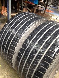 ขายยาง Autogrip Radial F107 245-45-17 ปี11 ดอก85\% 1คู่ครับถูกๆ ขายยาง Autogrip Radial F107 245-45-17 ปี11 ดอก85\% 1คู่ครับถูกๆ