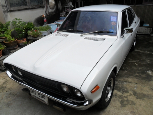 ขาย Datsun  160j  4ประตู ทะเบียนแท้พร้อมโอน ครับ