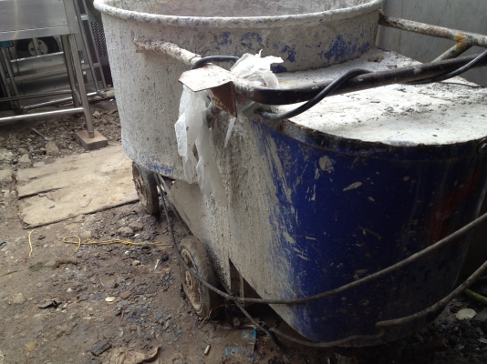 ขายโม่ปูน 10000 มอเตอร์ 3 เเรง มิทซู