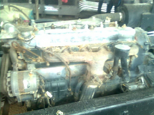 ขายรถคีบอ้อยคีบหลัง แบบ 6 ล้อ