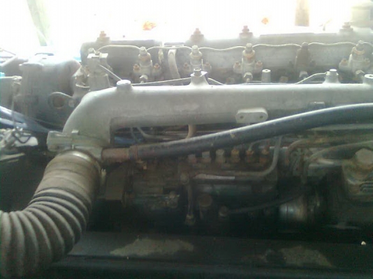 ขายรถคีบอ้อยคีบหลัง แบบ 6 ล้อ