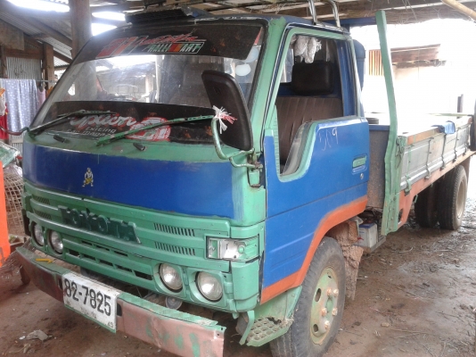 ขายรถบรรทุก TOYOTA BU87 เครื่อง13B