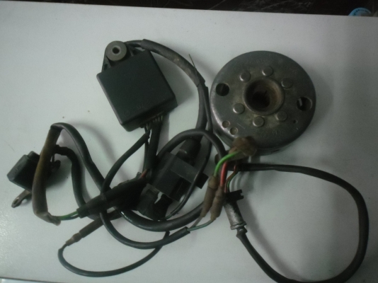 ขายชุดไฟ CR 85ครบชุด สำหรับเอาไปแต่งซุปเปอร์ครัฟ