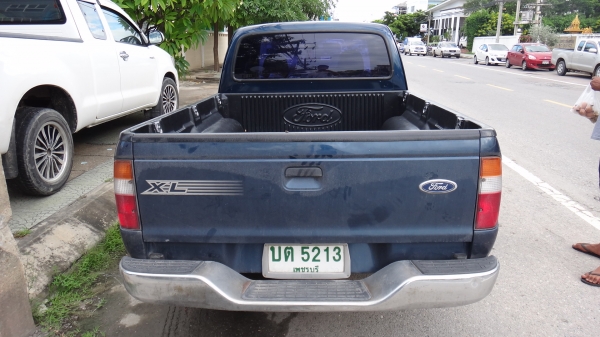 ขาย ford ranger ปี46  (2003)     230000 บาท