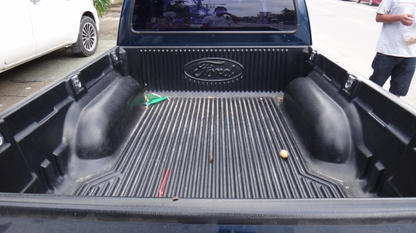 ขาย ford ranger ปี46  (2003)     230000 บาท