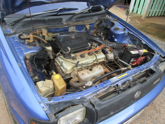 ขายนิสสัน   NV  1.6 เล็กกะทัดรัด   เดิมๆเลยครับ