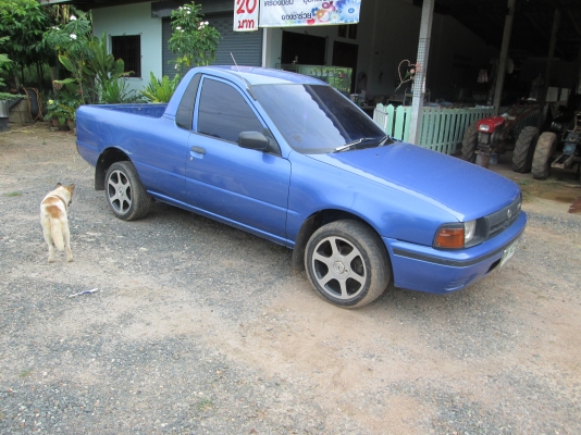 ขายนิสสัน   NV  1.6 เล็กกะทัดรัด   เดิมๆเลยครับ