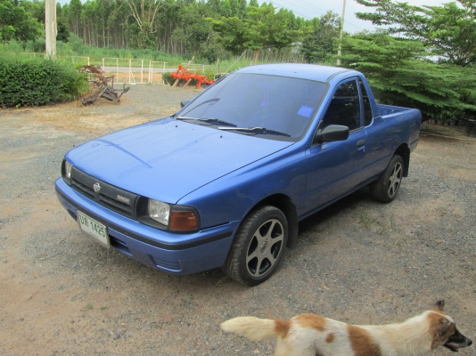 ขายนิสสัน   NV  1.6 เล็กกะทัดรัด   เดิมๆเลยครับ