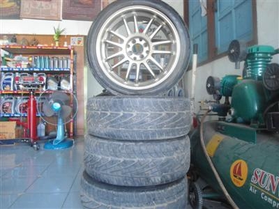 ขายล้อแม็ก re30 ขอบ17  4รู/100/114