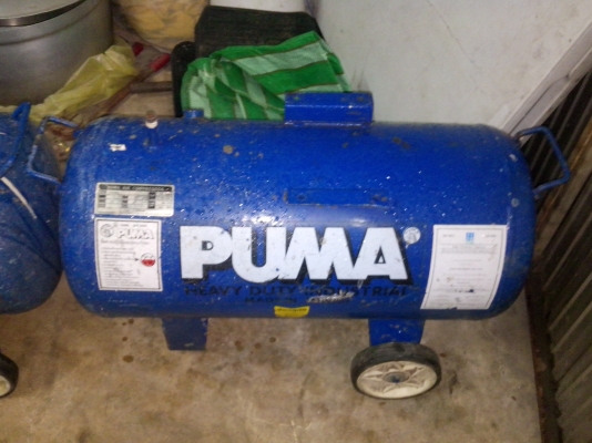 ขายถังลม 50 ลิตร PUMA สภาพสวยครับ