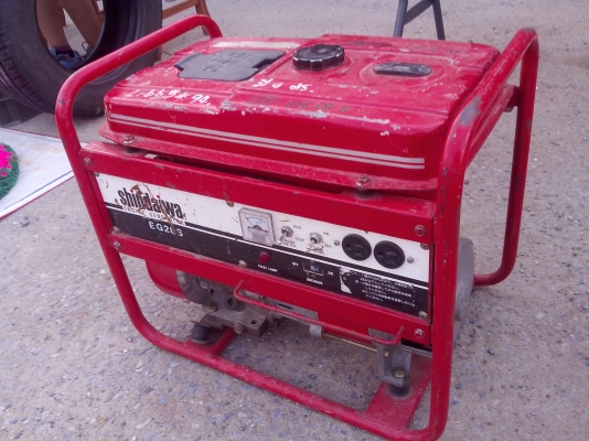 ขายเครื่องปั่นไฟเก่าญี่ปุ่น  220 V.  3 KVA.  จัดส่งได้ทั่วประเทศ