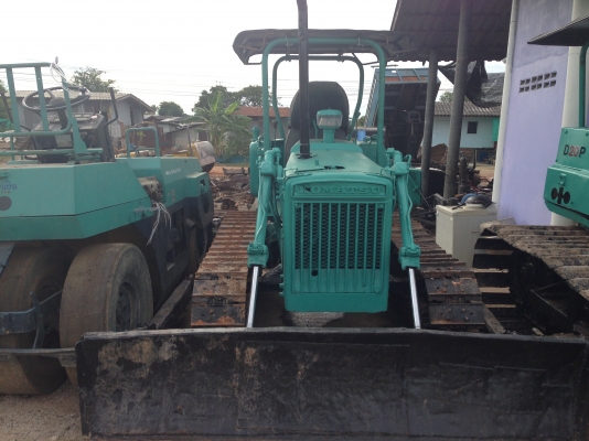 ขายแทรกเตอร์D2-3 สภาพสวย รถพร้อมใช้งาน ราคาต่อรองได้ ใบแทรกสวย ครบทุกใบ